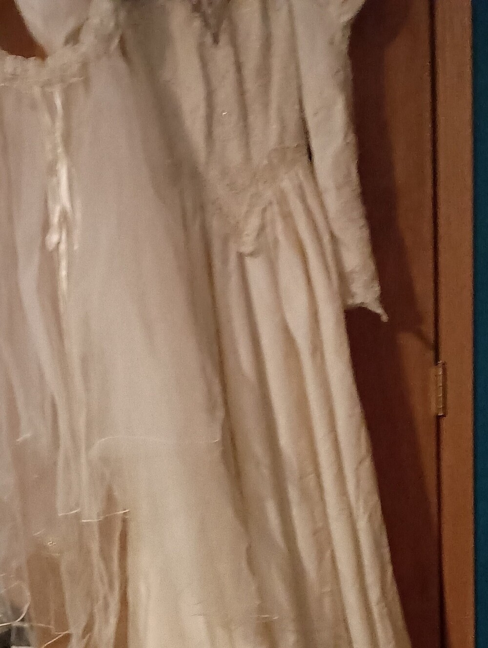 Classic Ivory Wedding Dress Size 2-3
